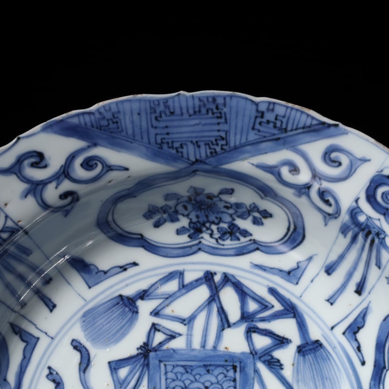 明 古染付芙蓉手七宝文輪花鉢 | LYAN ARTS' Collection online