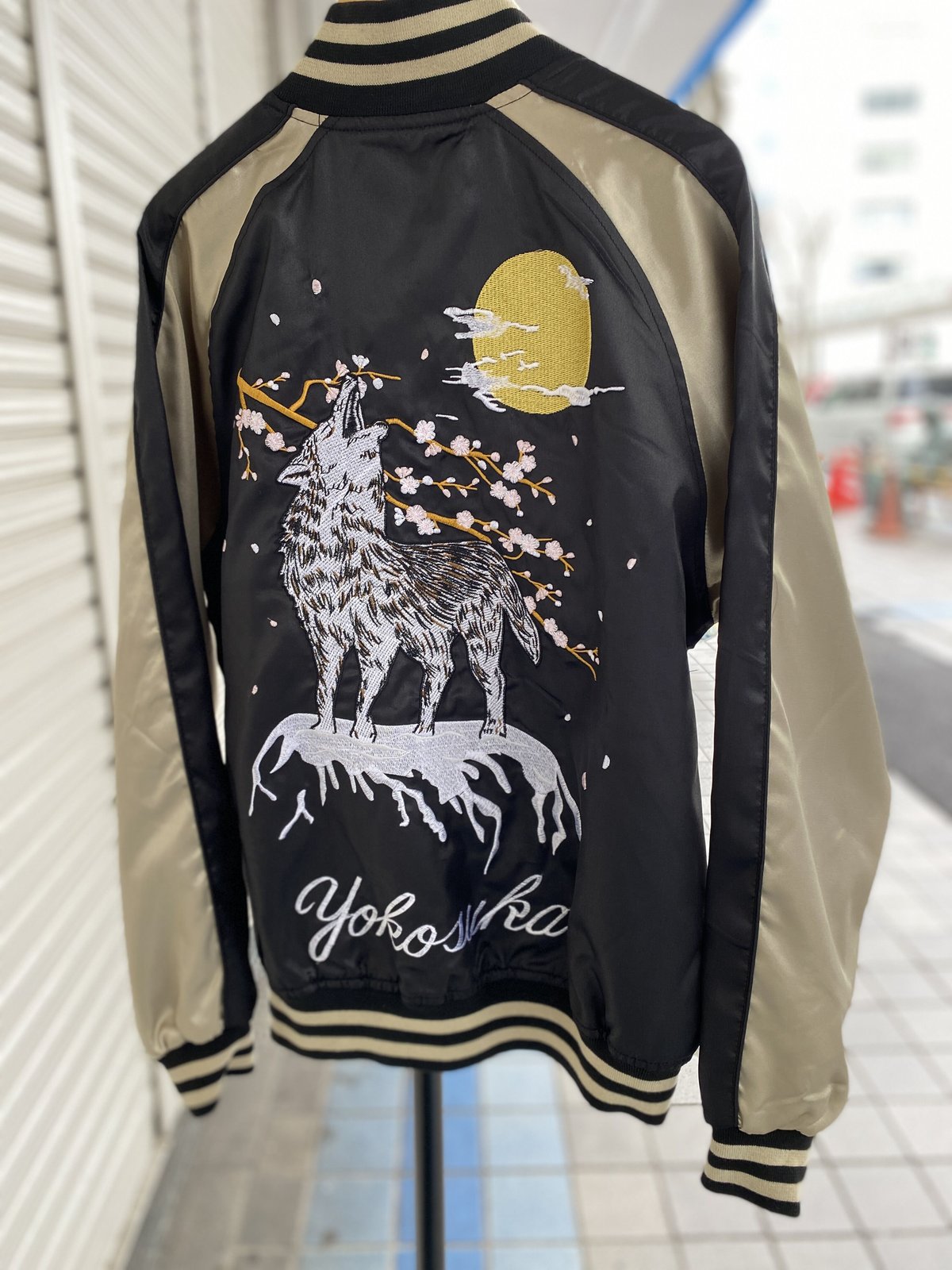 スカジャン Yokosuka刺繍入り 横須賀発祥 SUKAJAN 刺繍 狼 ウルフ wolf