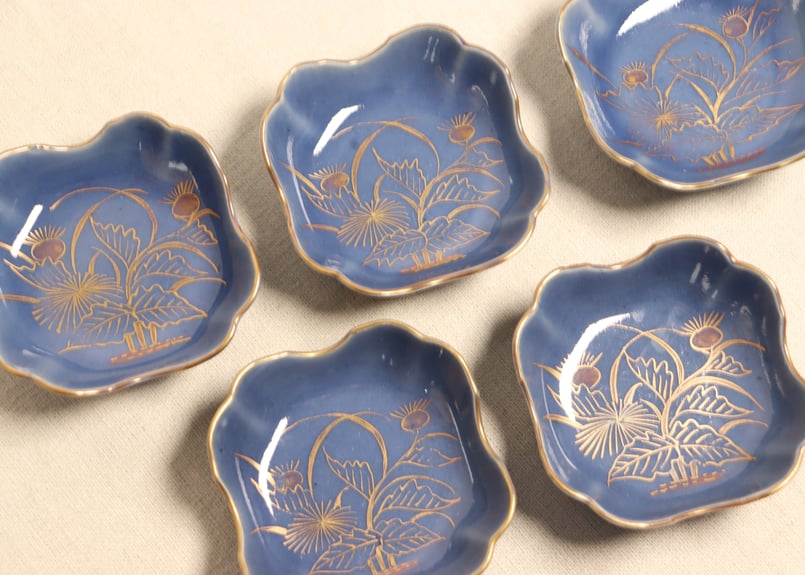 江戸中期瑠璃釉金彩薊図四弁小皿 | 吉祥寺PukuPuku