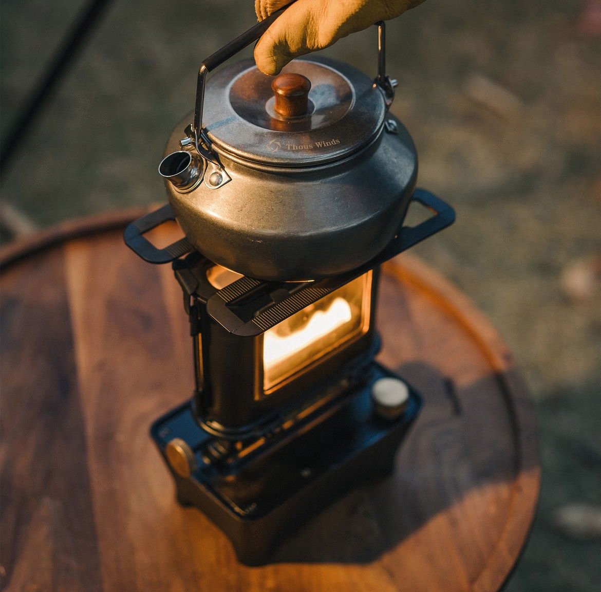 アイロンストーブ復刻『ThousWinds-ファイヤーダンスストーブ
