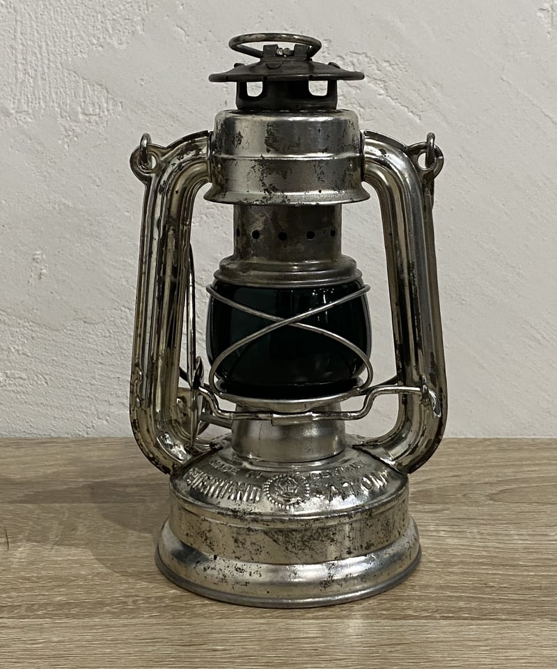 レアアイテム‼️幻級‼️FEUERHAND Nr.75 ATOM レアボディ＆グリーン