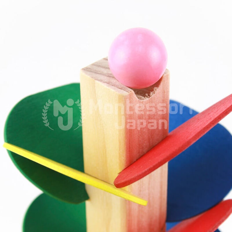 木のおもちゃ 知育玩具 玉転がし | Montessori Japan