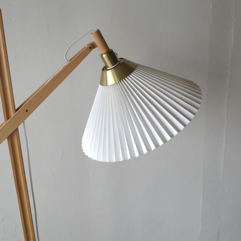 Vilhelm Wohlert for Le Klint / model.325 フロアランプ