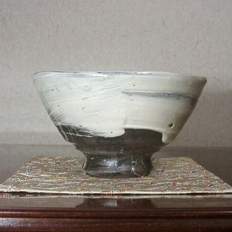 北山陶窯 小川哲男作 刷毛引き茶碗 在銘 無傷 共箱 保証。 | STORES