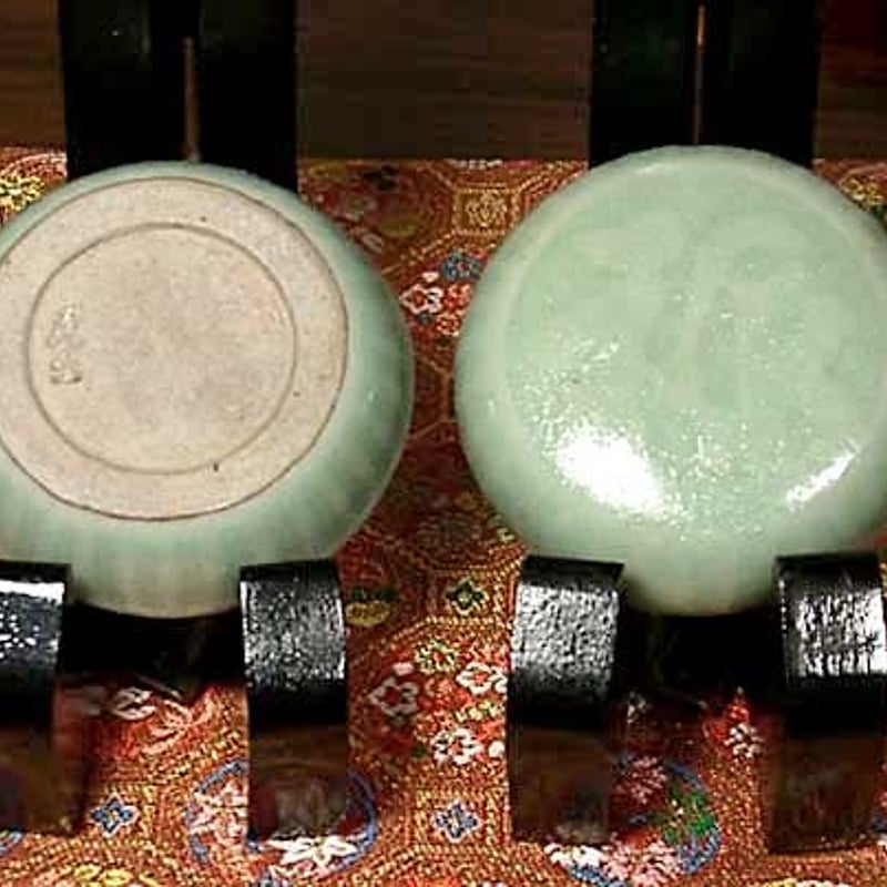 京焼・清水焼 真清水蔵六 作 青磁「字」香合 無傷 箱誂 保証