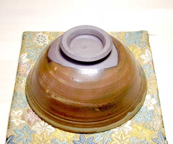 佐渡無名異焼 常山窯 三浦小平次（常山）作 朱紫泥 茶碗 在銘 箱合