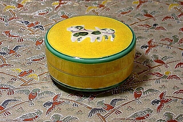 京焼・清水焼 清閑寺窯 杉田祥平作 犬交趾 香合 箱合 無傷 保証