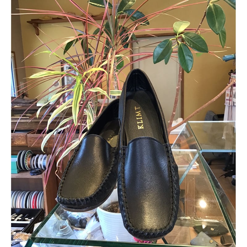 牛革 足を包み込む楽ちんモカシンシューズ ブラック | shoes-klimt