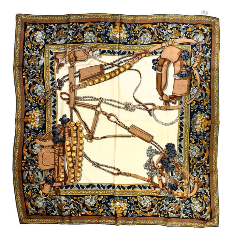 美品 ロエベ アルネスアンダルーチェ大判スカーフ シルク100% 絹