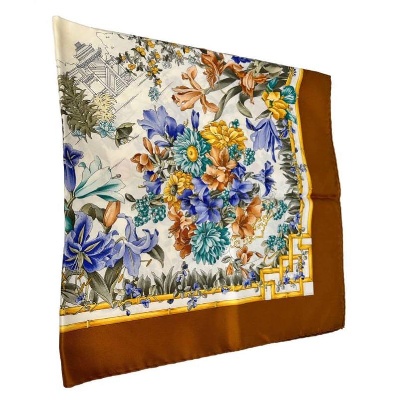 グッチ GUCCI フラワー 花柄 大判スカーフ シルク100パーセント 植物