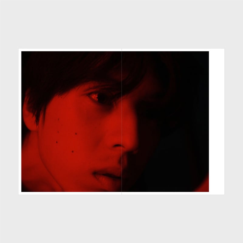 写真集「私が撮りたかった俳優展 001」 | ギローチェオンラインストア