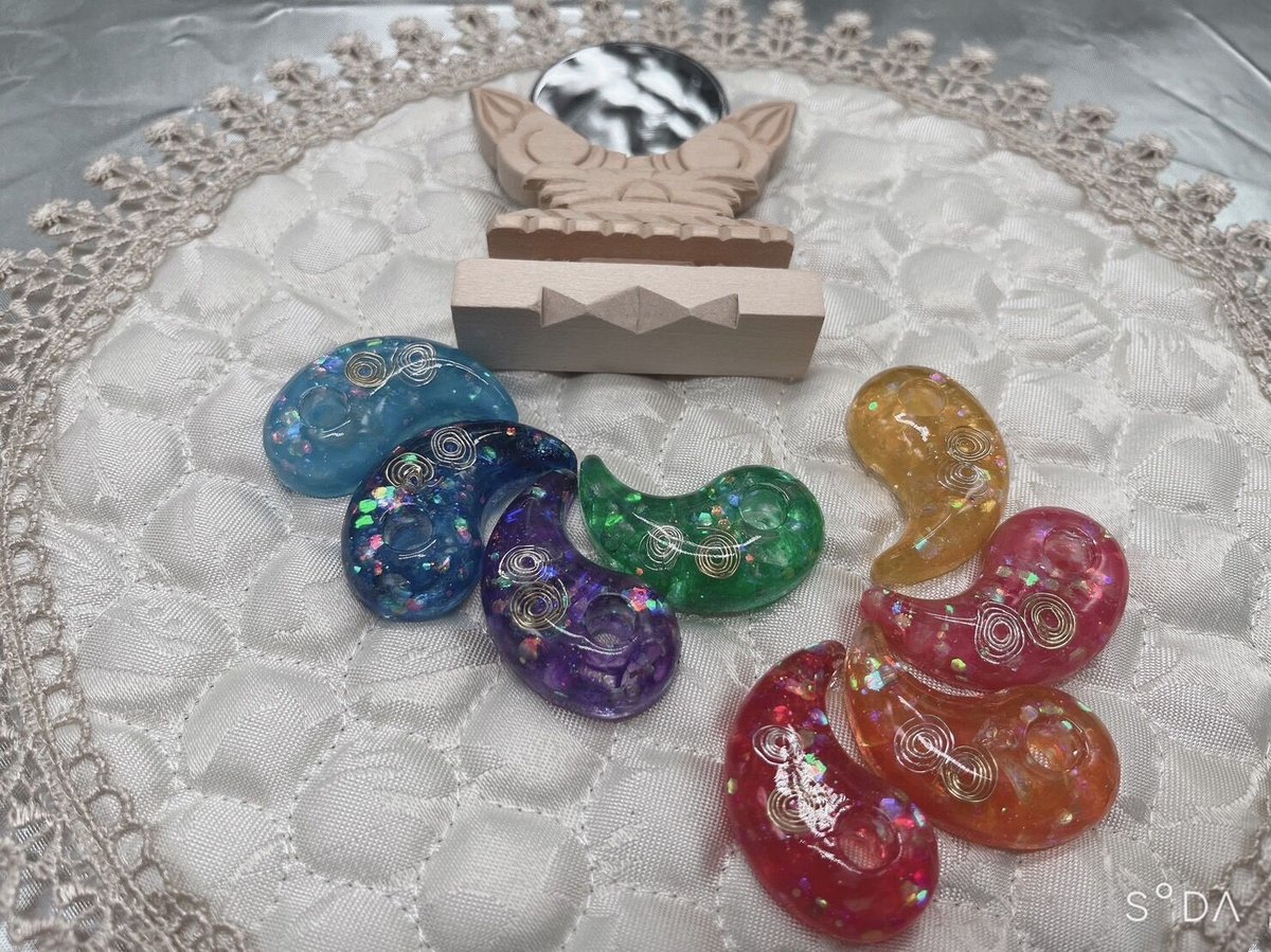 最強陰陽統合オルゴナイト勾玉☯️チャクラカラー | 陰陽統合勾玉