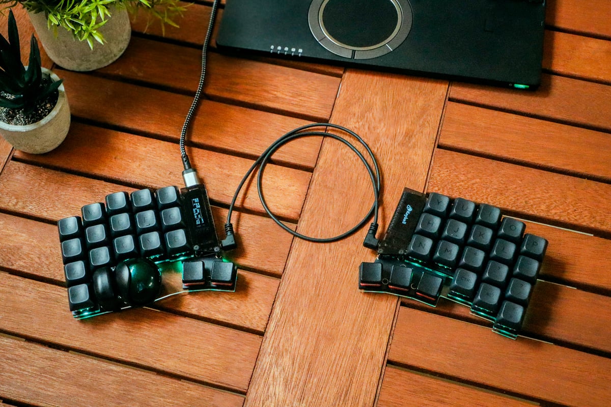 Keyball39 黒／白 | Shirogane Lab