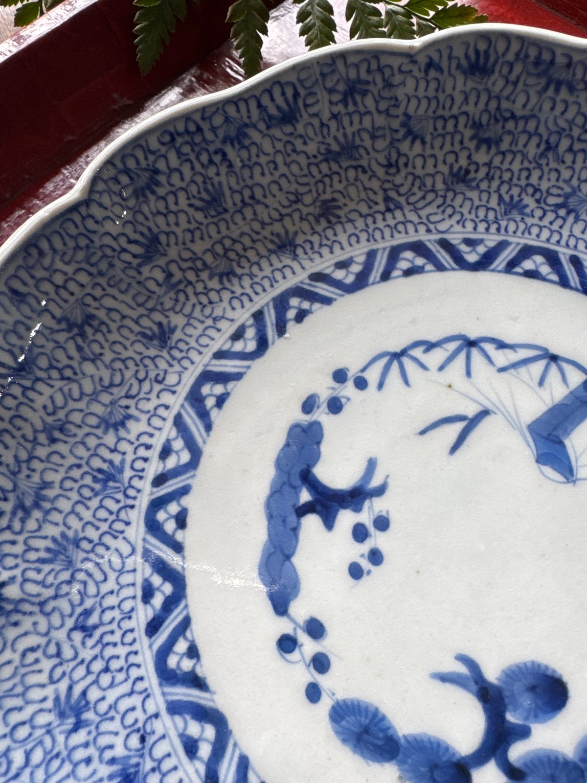 古伊万里 染付微塵唐草文 輪花七寸皿 1枚 | Kaikaroman ONLINE STORE