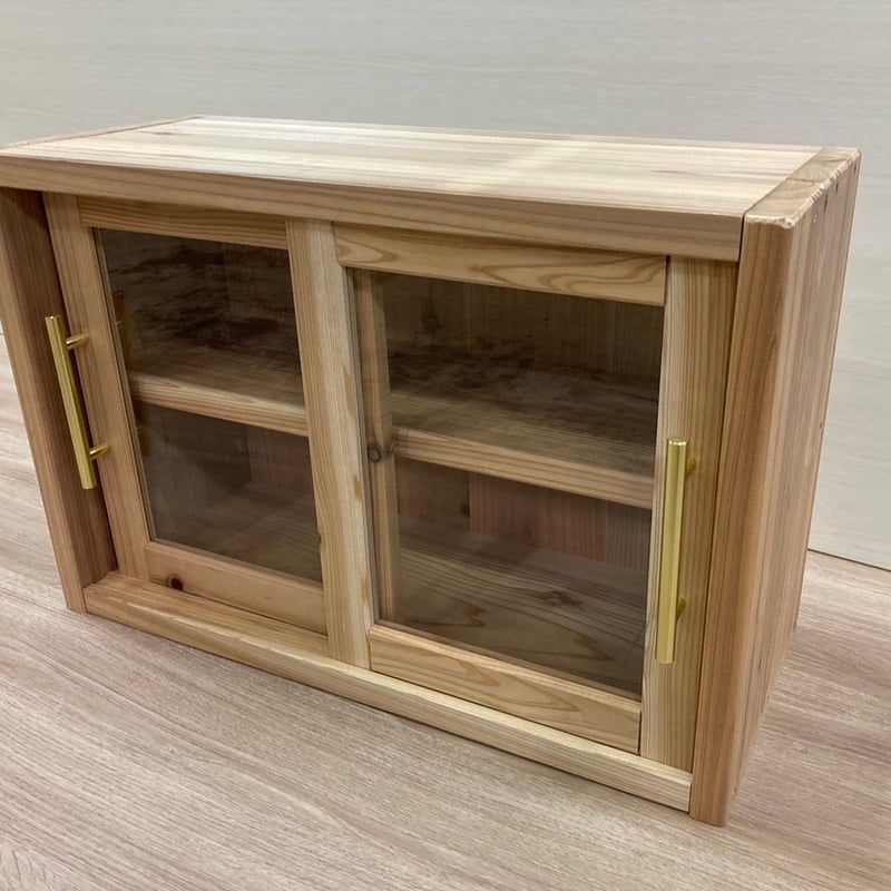 杉無垢材卓上収納棚【引き違い扉仕様】 | 誠工房