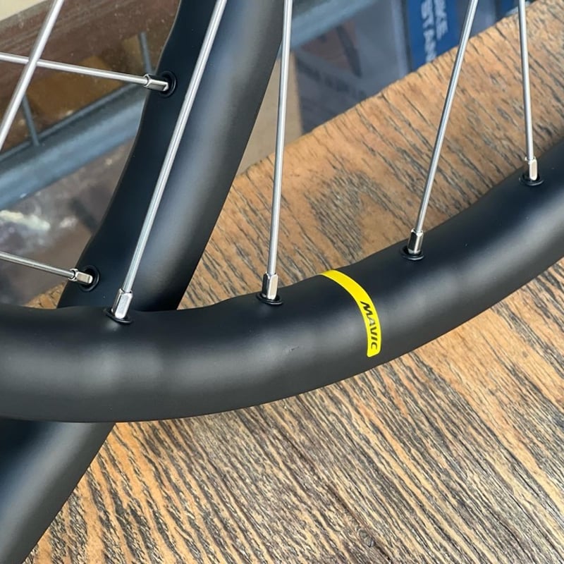 MAVIC A1025 * Shimano M8000 * Original Wheels |