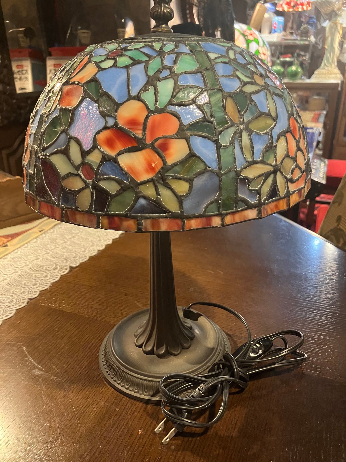 ステンドグラス ランプ | アンティーク家具と喫茶キャバレーのネット