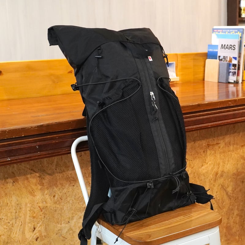 SAYAMA works | Fast V4 | 山道具と喫茶 Eightdoor