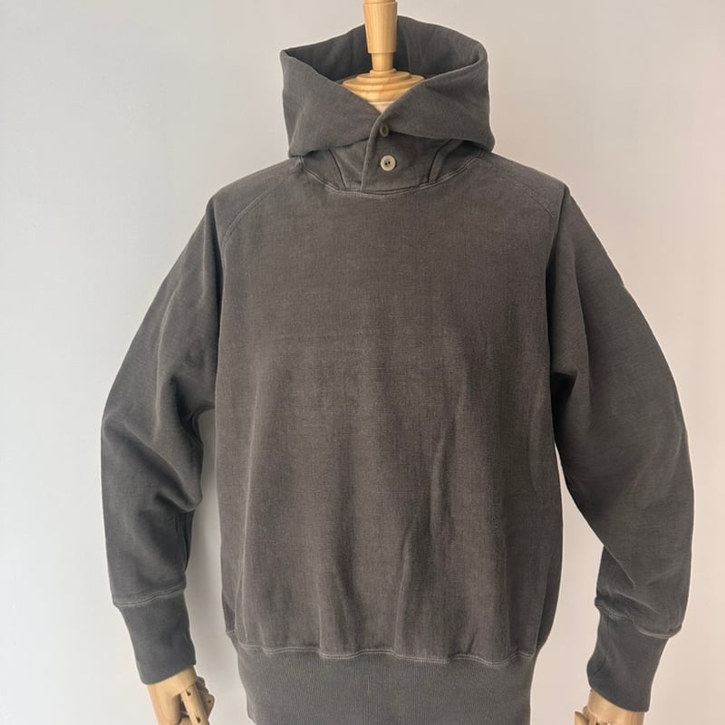 BRU NA BOINNE / キャバリンスタンディングパーカー(GREY) | weaver