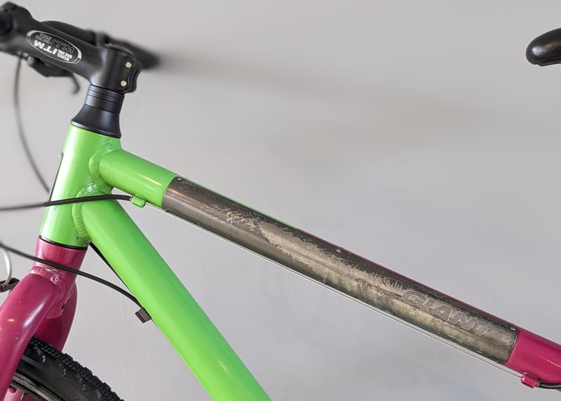 中古】GIANT SEEK R3 クロスバイク マルチカラー タイヤ新品サイズ