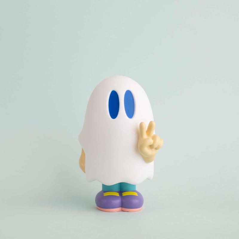 ピースおばけちゃんのソフビ/BLUE | ななしのおばけちゃんオンラインストア