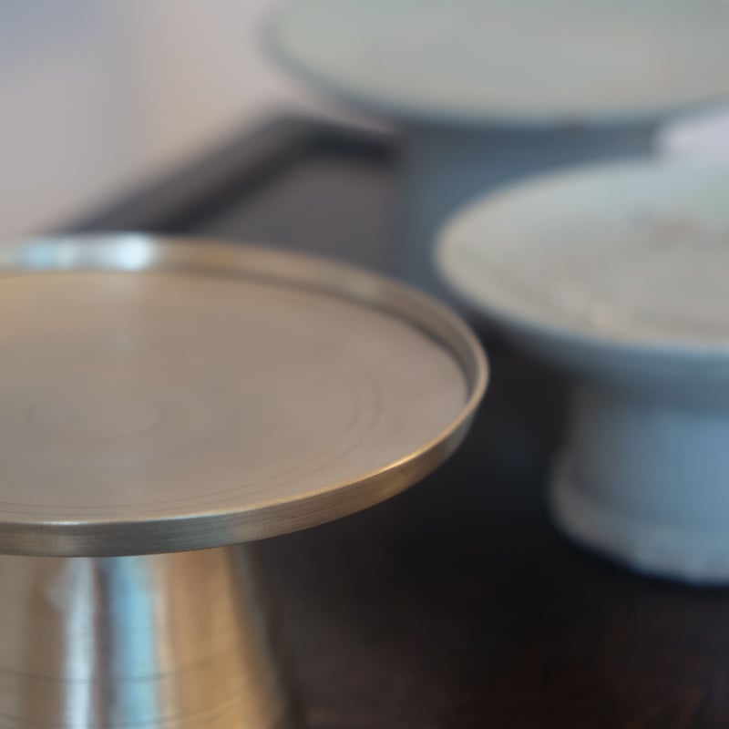 李朝 真鍮の高台皿 李氏朝鮮時代 | gallery & boutique 雪月花