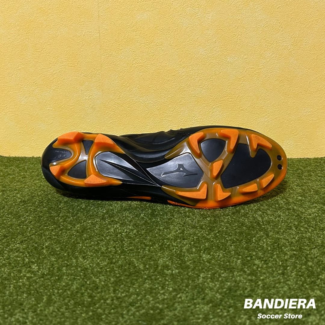 MIZUNO ミズノ サッカースパイク ウェーブ イグニタス 4 MD（オレンジ