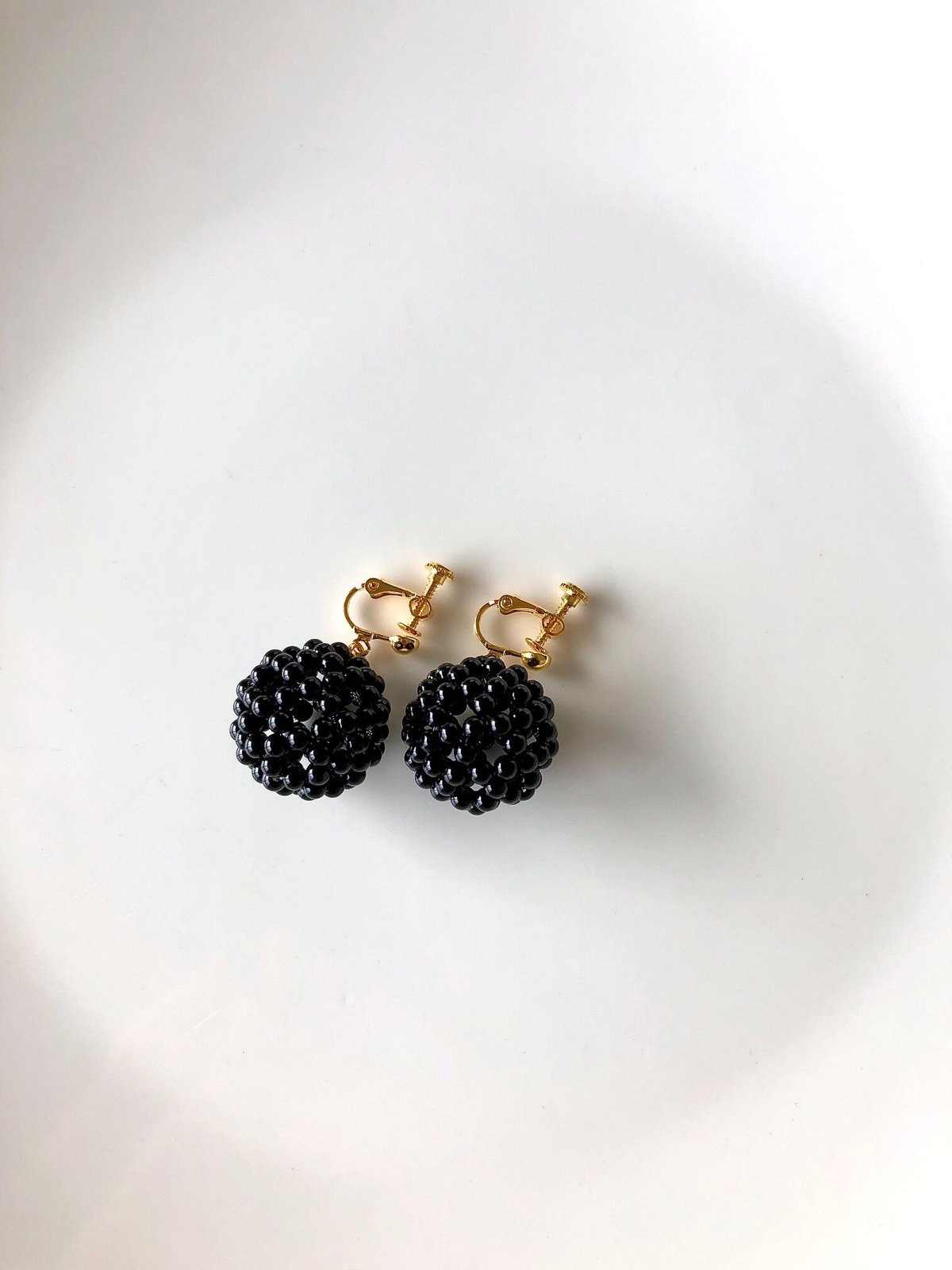 フラーレン イヤリング（ピアスに変更可能） 3mmブラックオニキス