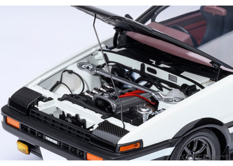 AUTOart 1/18 トヨタ スプリンター トレノ (AE86) 「頭文字 D」 “プロジ