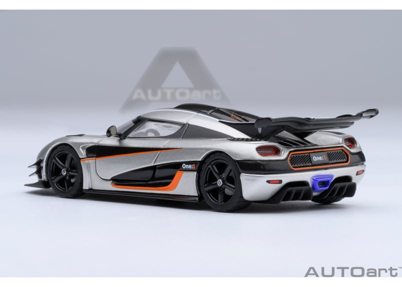 AUTOart 1/64 ケ－ニグセグ One：1 （メタリック・シルバー／カーボン