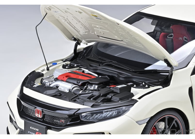 AUTOart 1/18 ホンダ シビック タイプR （FK8） 2021