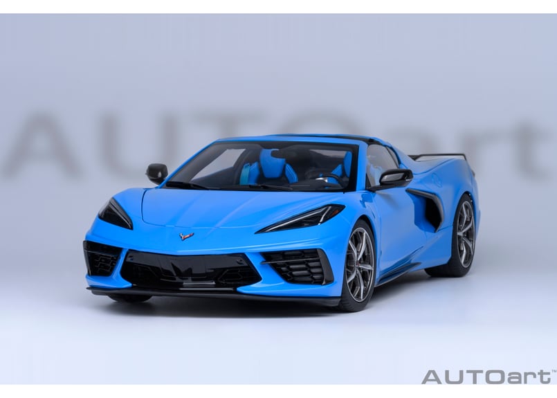 AUTOart 1/18 シボレー コルベット （C8） スティングレイ Z51
