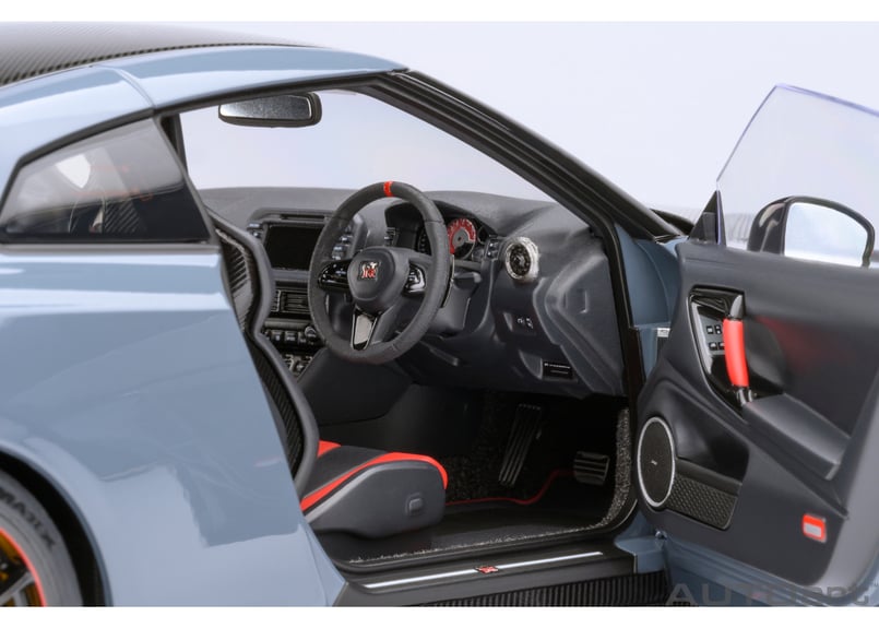 AUTOart 1/18 日産 GT-R （R35） ニスモ スペシャルエディション （NIS