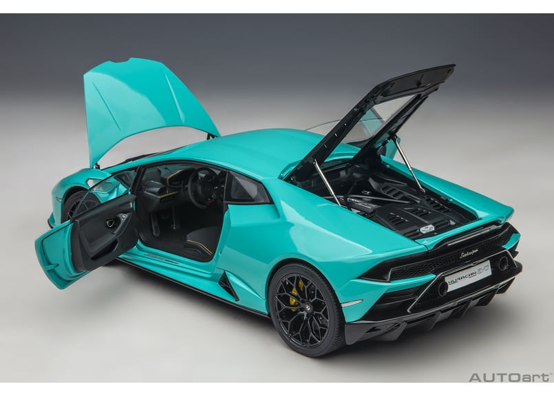 AUTOart 1/18 ランボルギーニ ウラカン EVO （ターコイズブルー