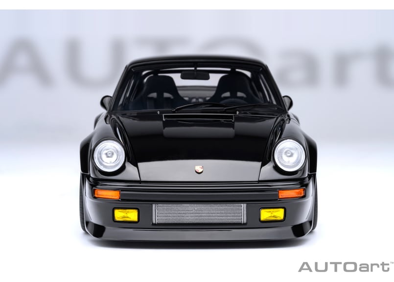 AUTOart 1/18 ポルシェ 911 （930） ターボ 「湾岸ミッドナイト
