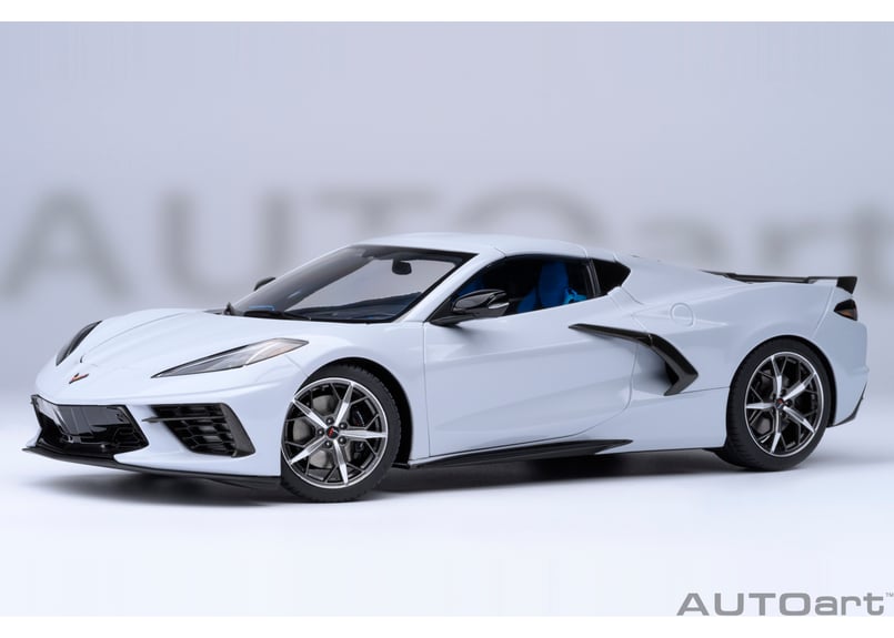 AUTOart 1/18 シボレー コルベット （C8） スティングレイ Z51
