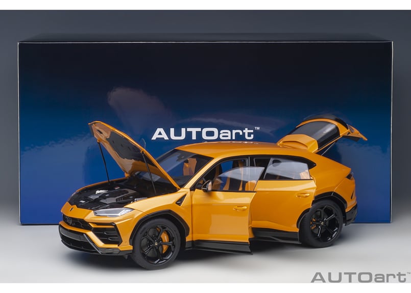 AUTOart 1/18 ランボルギーニ ウルス （パール・オレンジ） 79160 | AUT