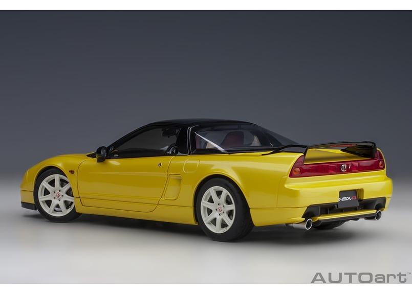 AUTOart 1/18 ホンダ NSX-R （NA2） （インディイエロー・パール） 732