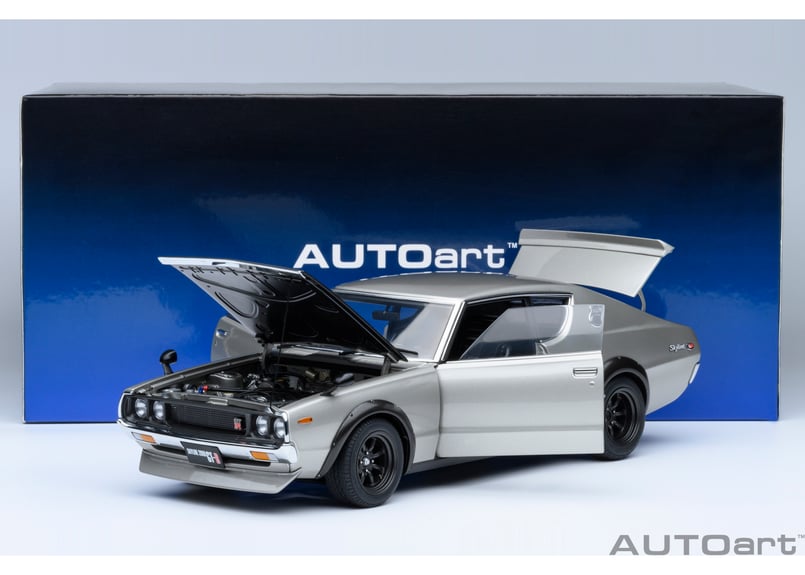 オンラインストア限定モデル” AUTOart 1/18 日産 スカイライン 2000GT-R