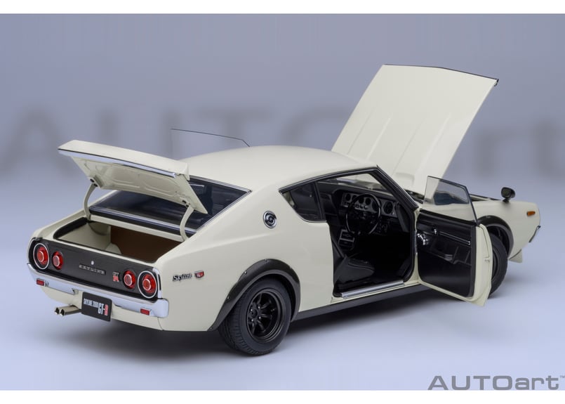 AUTOart 1/18 日産 スカイライン 2000GT-R （KPGC110） チューンド