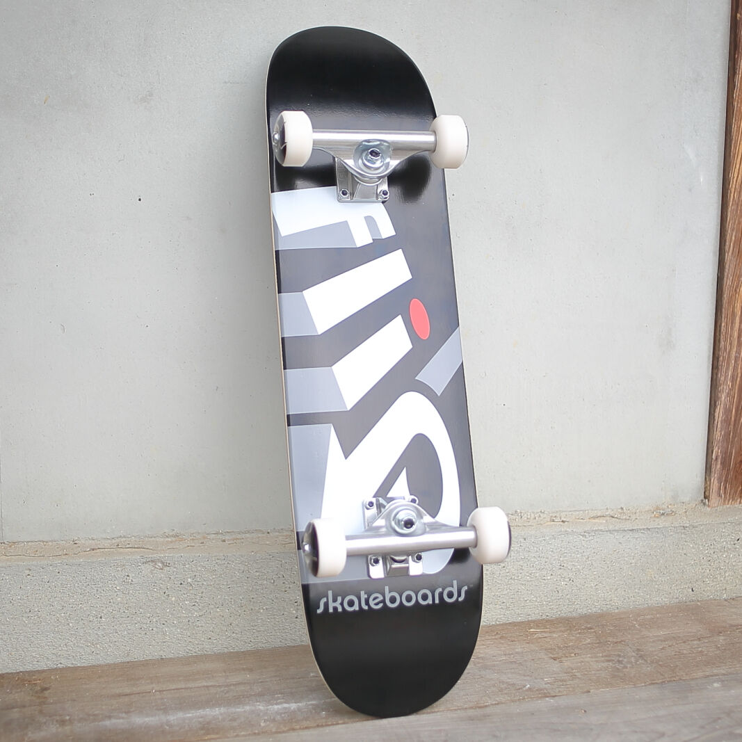 FLIP STROBE BLACK / フリップ スケートボード キッズ コンプリート 7.2