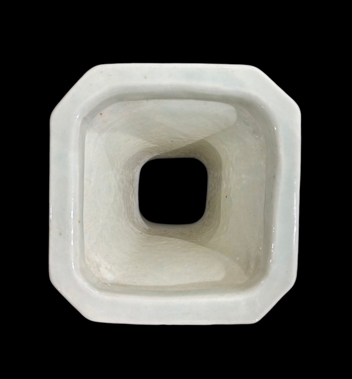 壺 青白磁 中国雑貨 染付 フラワーベース 花瓶 花入れ 花器 陶器