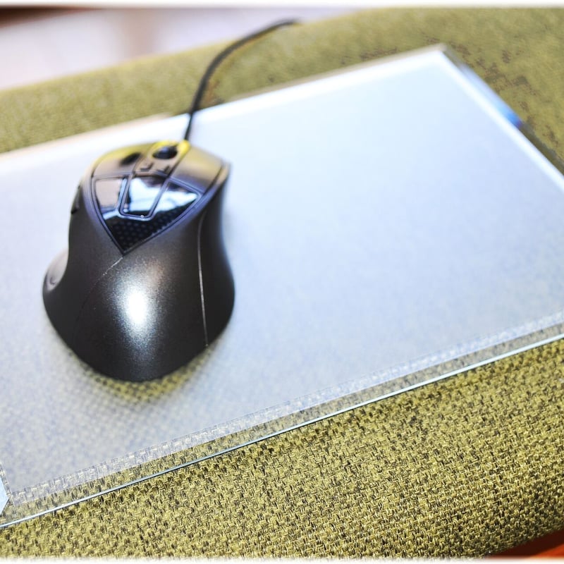 サラサラ質感・ゲーミングガラスマウスパッド【400㎜×500㎜×5㎜厚
