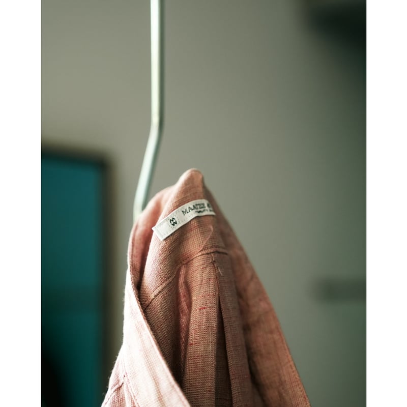 MAATEE&SONS LINEN FRINGE SHIRTS 鉄焙煎 | MusterWerk