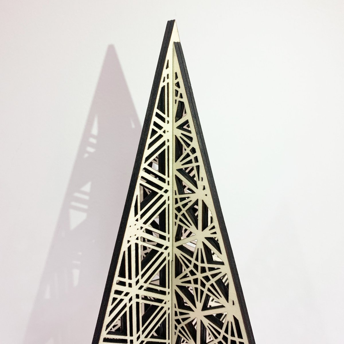 組子柄卓上ツリー -RINDO/GOMA- | Tsubaki label