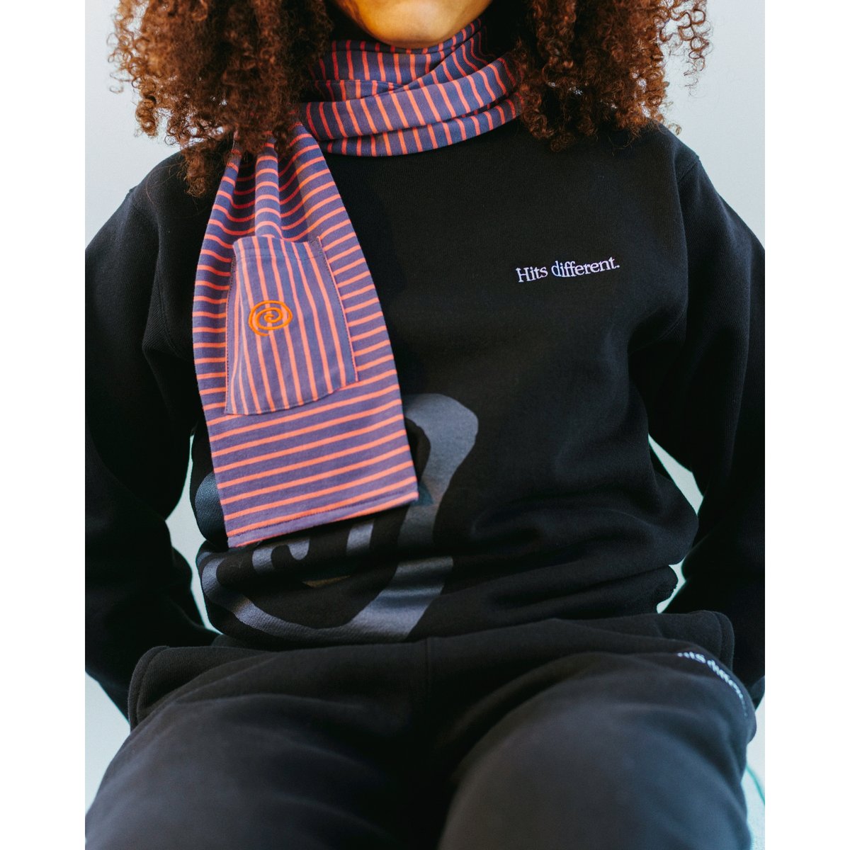 SOL soonerorlater / APPLE SWEATSHIRTS / ASH | S