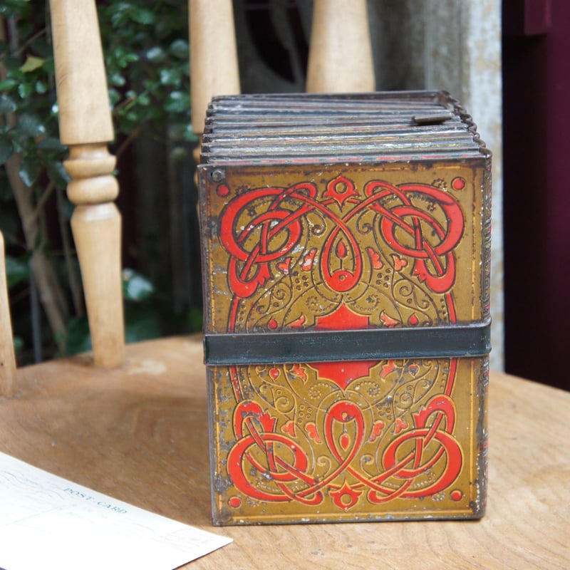 ハントリーパーマー 本型カン イギリス アンティーク ティン缶