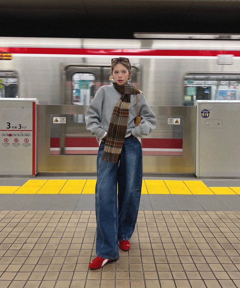 再入荷】barrel leg wide denim / vintage blue | Nalm.