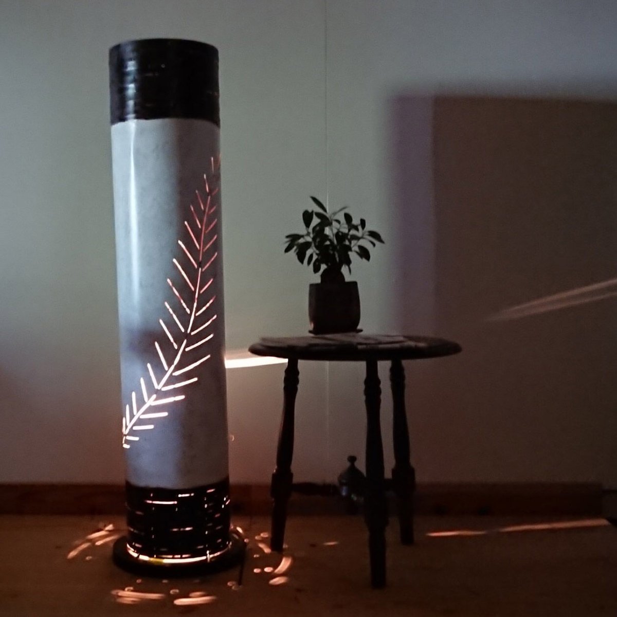 フロアースタンドライト(アイアン製) ₌ 長期保管 ₌ | FUJIWAKAYAMA