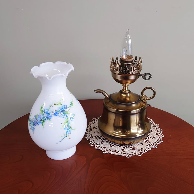 アメリカ製 アンティークランプ(ミルクガラス) | FUJIWAKAYAMA